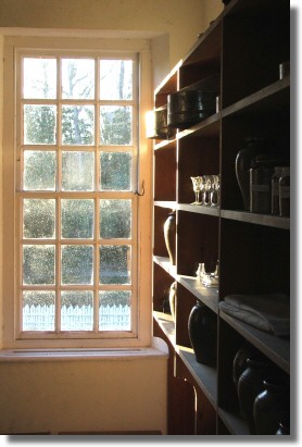 Pantry (B)